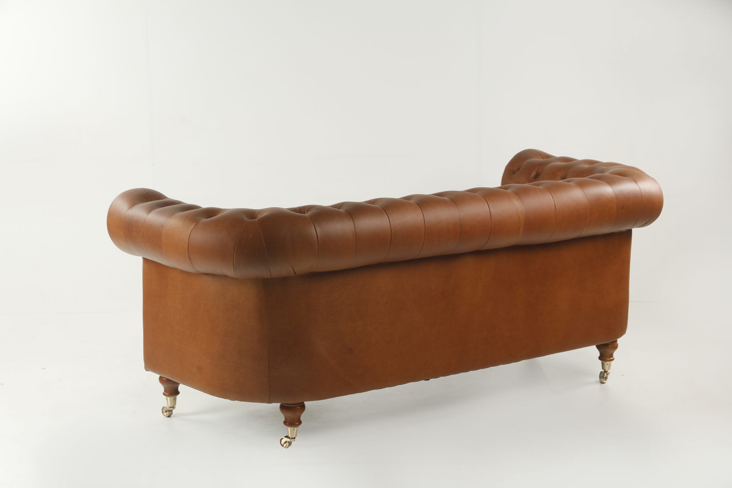 Sofá Chesterfield Color Fargo Whiskey-3