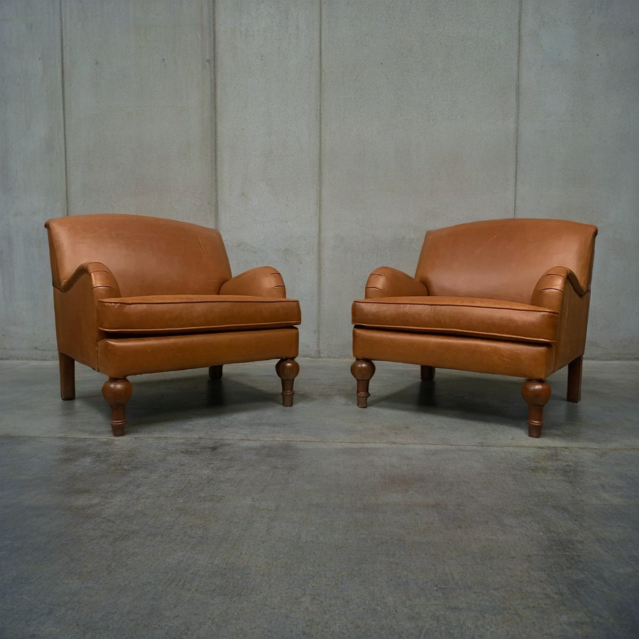 Sillón de Cuero – Sillón Ancora, Color Tipo Whiskey, cojín liso, Cuero 100% Natural Uruguayo